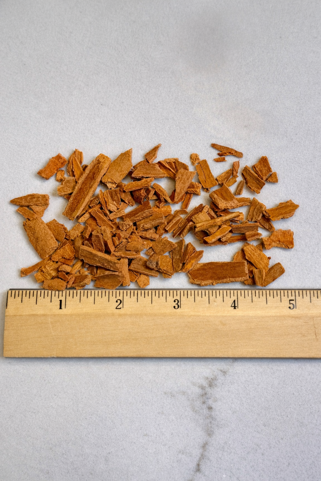 Cinnamon Chips | Crushed Cinnamon Sticks | Premium Aromatic Cinnamon Pieces for Baking, Teas, Mulled Drinks, Simmer Pots & Crafts