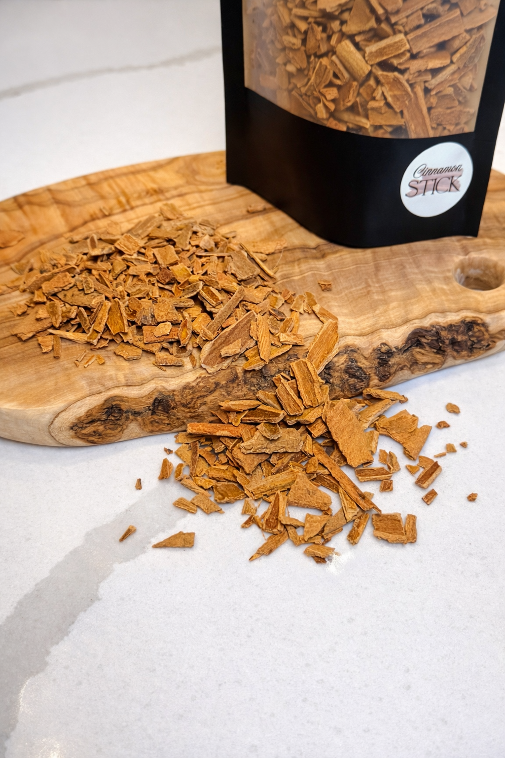 Cinnamon Chips | Crushed Cinnamon Sticks | Premium Aromatic Cinnamon Pieces for Baking, Teas, Mulled Drinks, Simmer Pots & Crafts