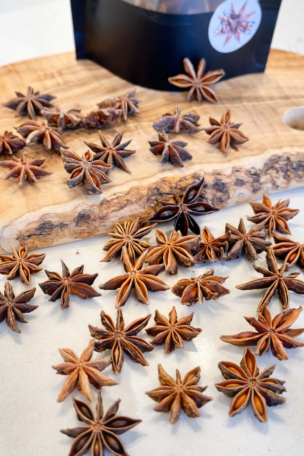 Grade A Star Anise Pods | Illicium Verum Chakra Phool Spice | Aromatic Spice for Pho, Mulled Wine, Baking, Cocktails & Crafts