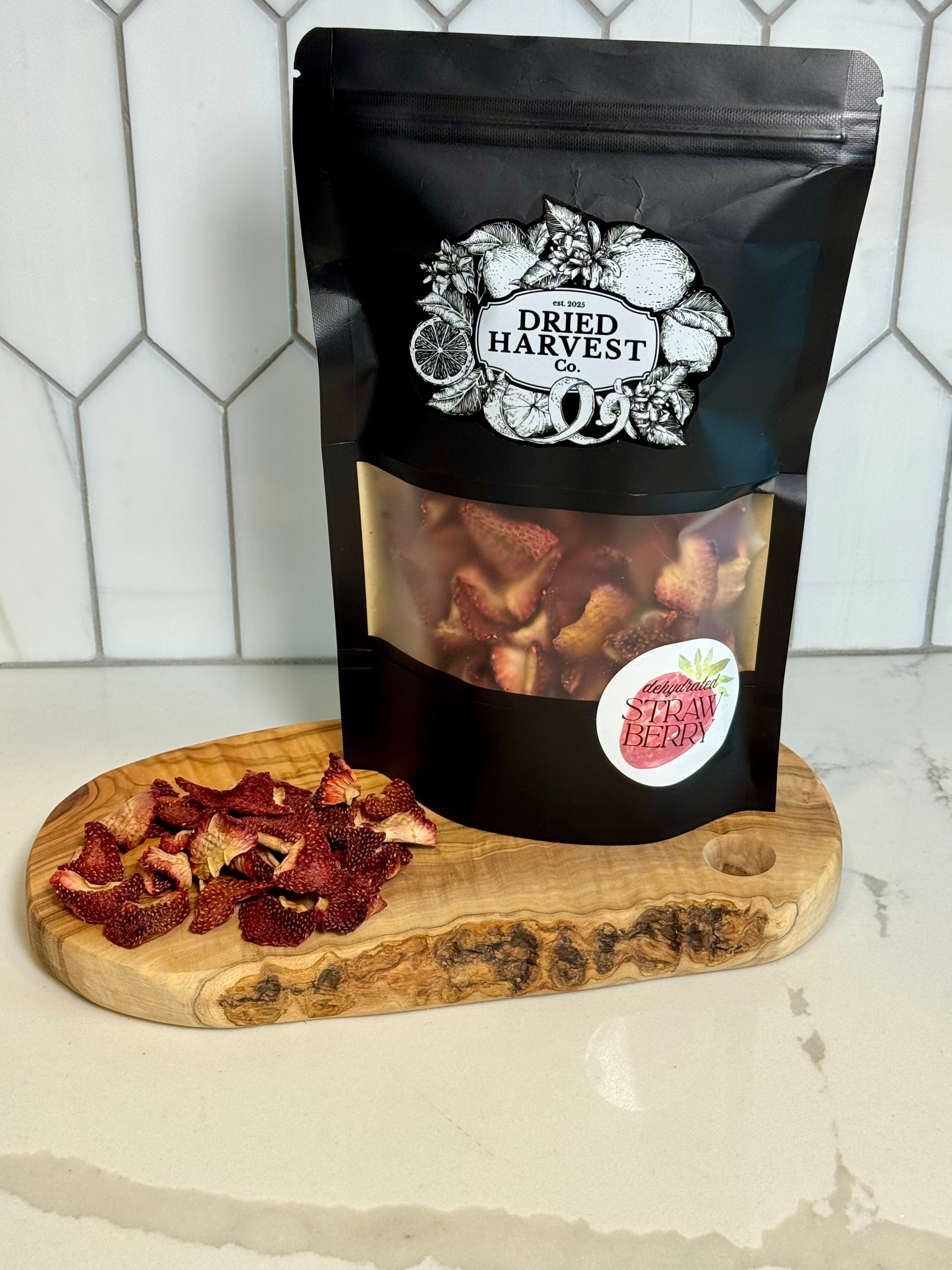 Premium Dehydrated All-Natural Strawberry Slices | Garnish for Cocktails, Baked Goods & Crafts